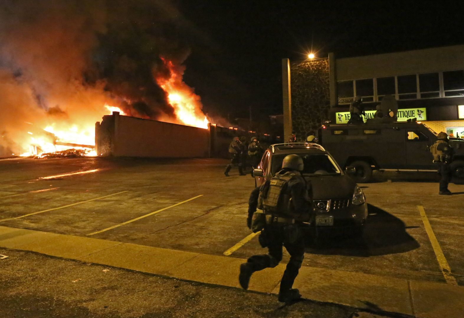Beauty Town burns on W. Florissant Avenue
